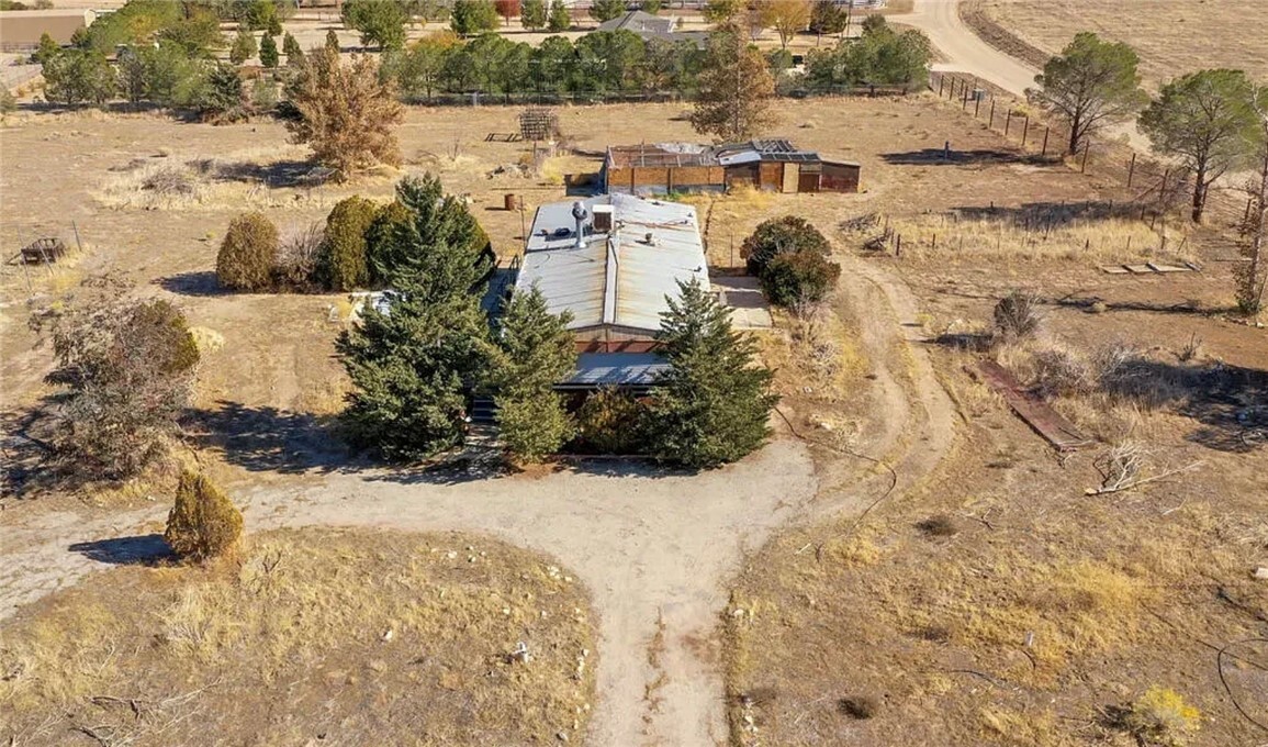Property Photo: 50216 255th Street W CA 93536