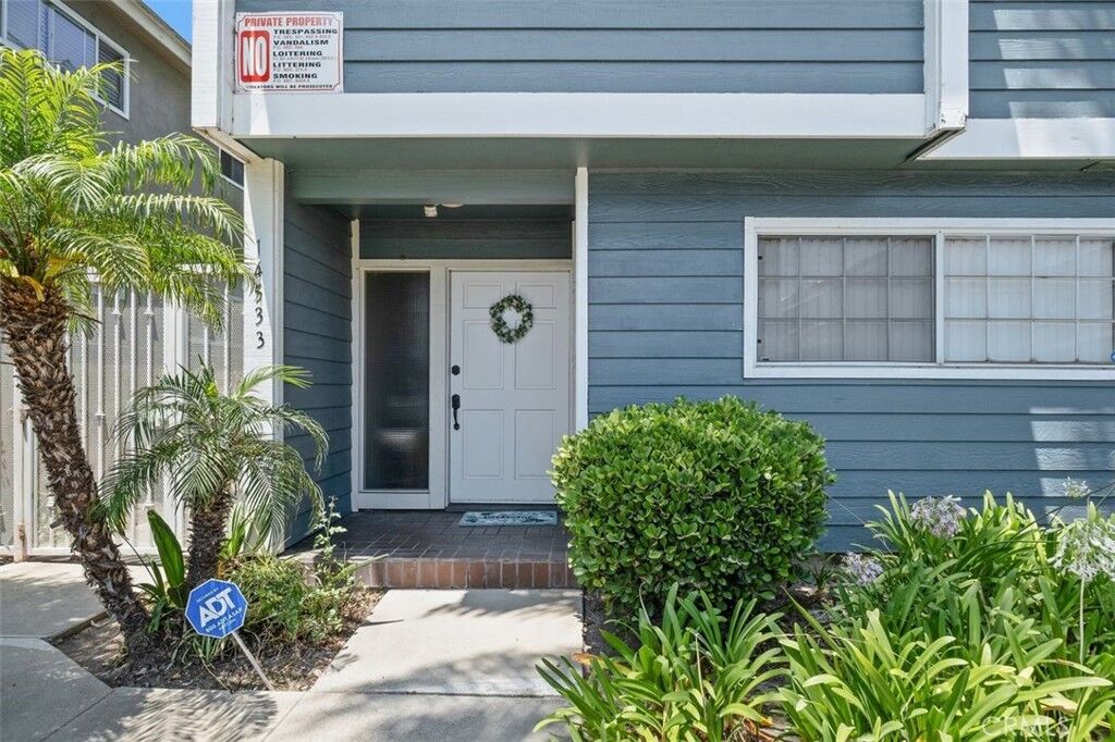 Property Photo:  14533 Larch Avenue  CA 90260 