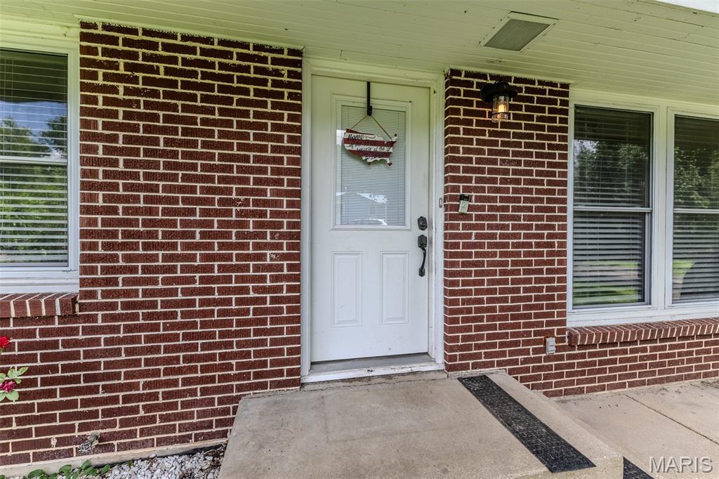 Property Photo: 304 Warren Street MO 65556