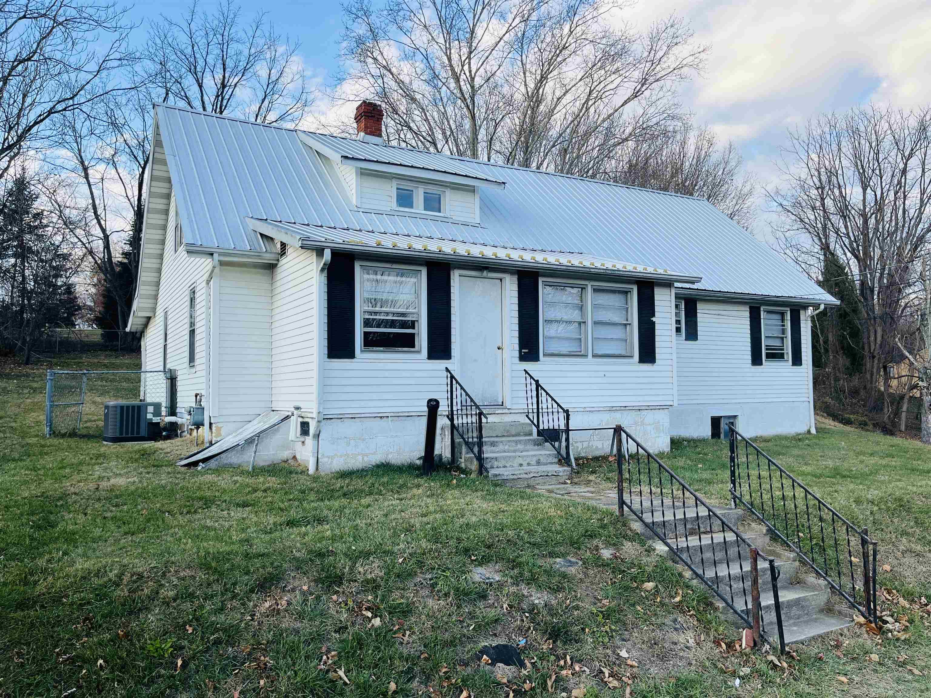 405 Wilson Avenue  Blacksburg VA 24060 photo