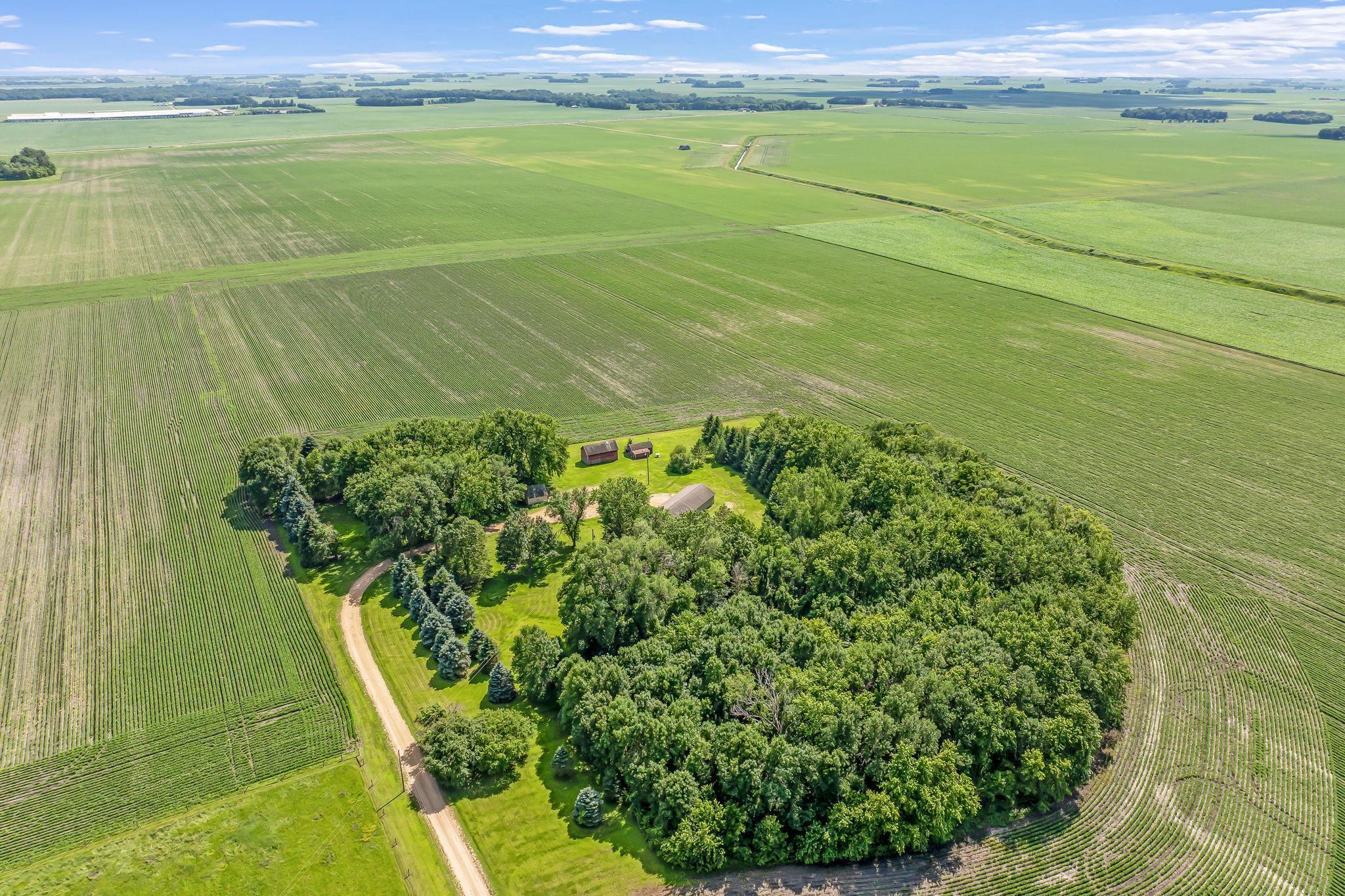 Property Photo: 39205 436th Street MN 56082