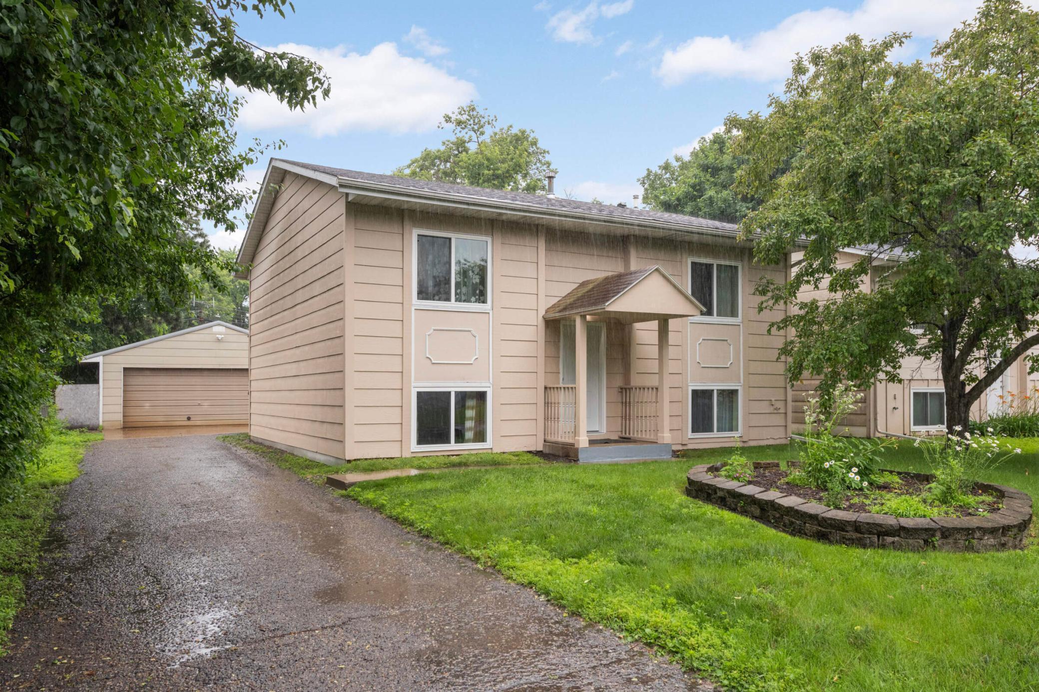 Property Photo:  2434 Stewart Avenue  MN 55116 