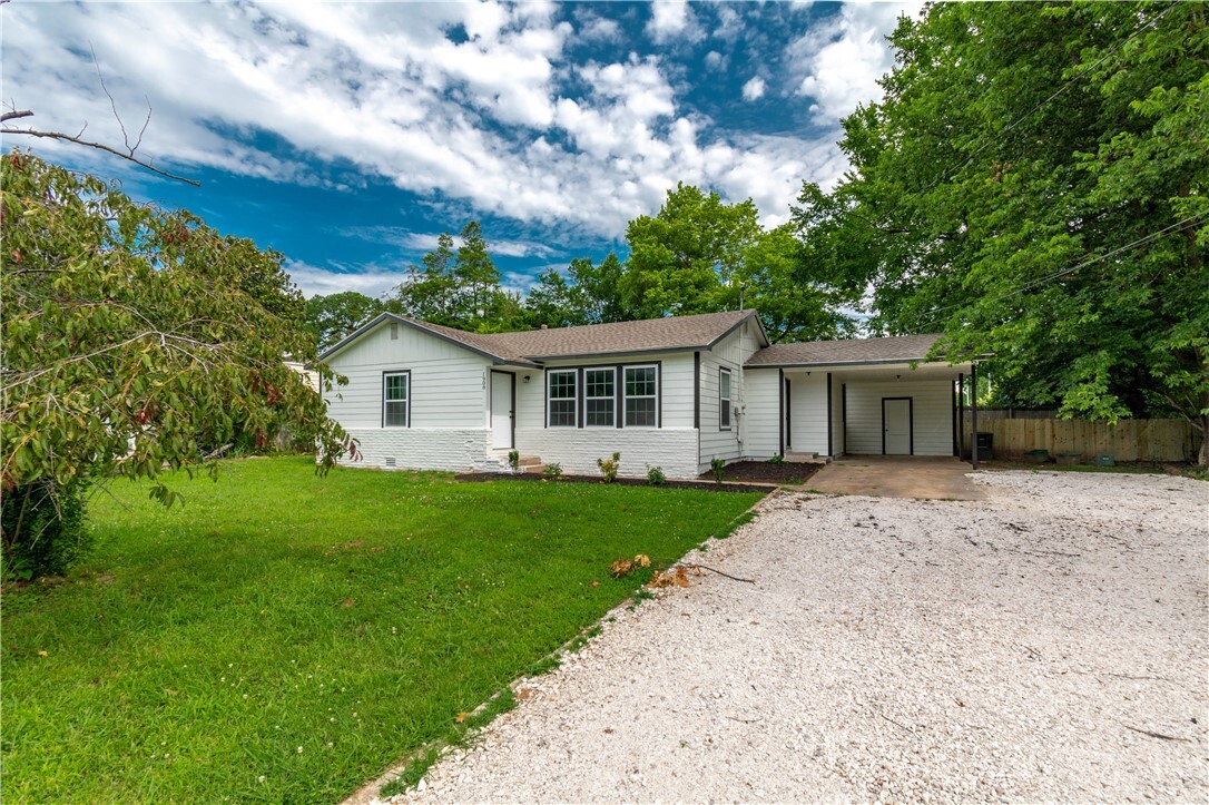 1908 Lawson Street  Fayetteville AR 72703 photo