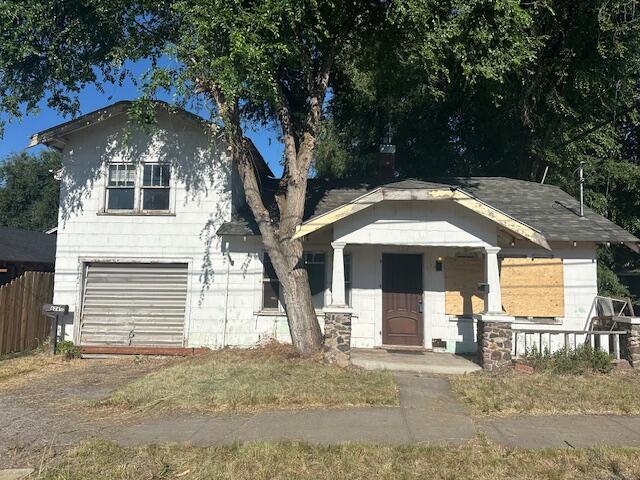 Property Photo:  624 Mitchell Street  OR 97601 