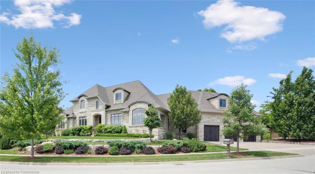 Photo de la propriété: 253 River Birch Street ON N2C 2V2