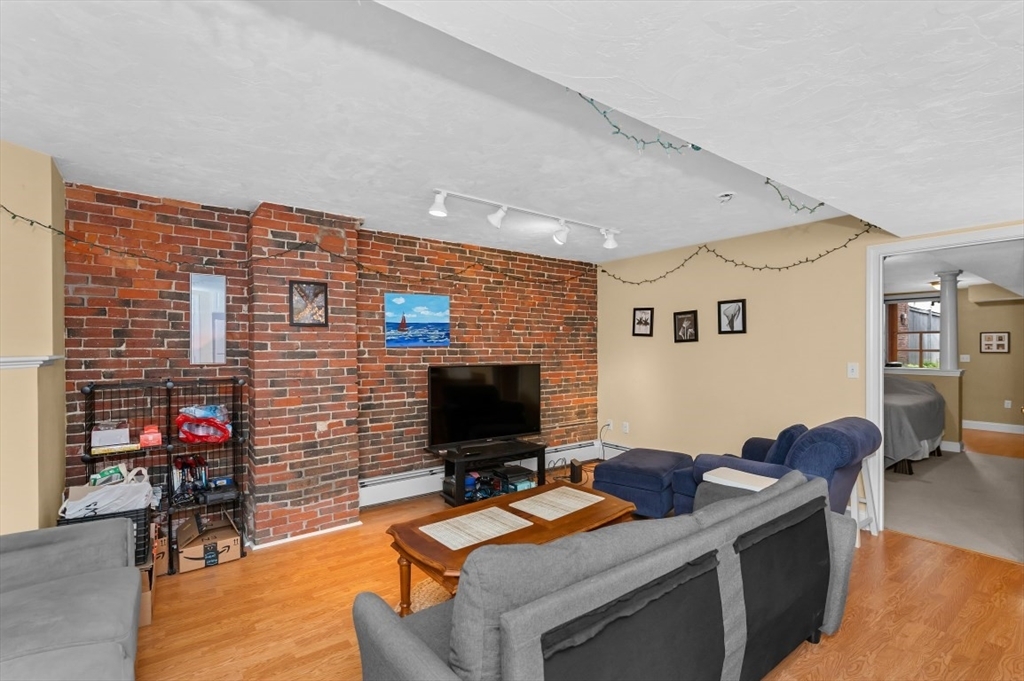 Property Photo: 12 Auburn Street 1 MA 02129