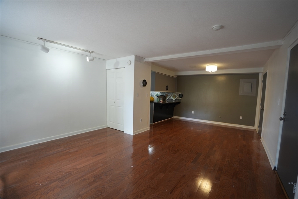 Property Photo: 1461 Pawtucket Blvd 3-1 MA 01854
