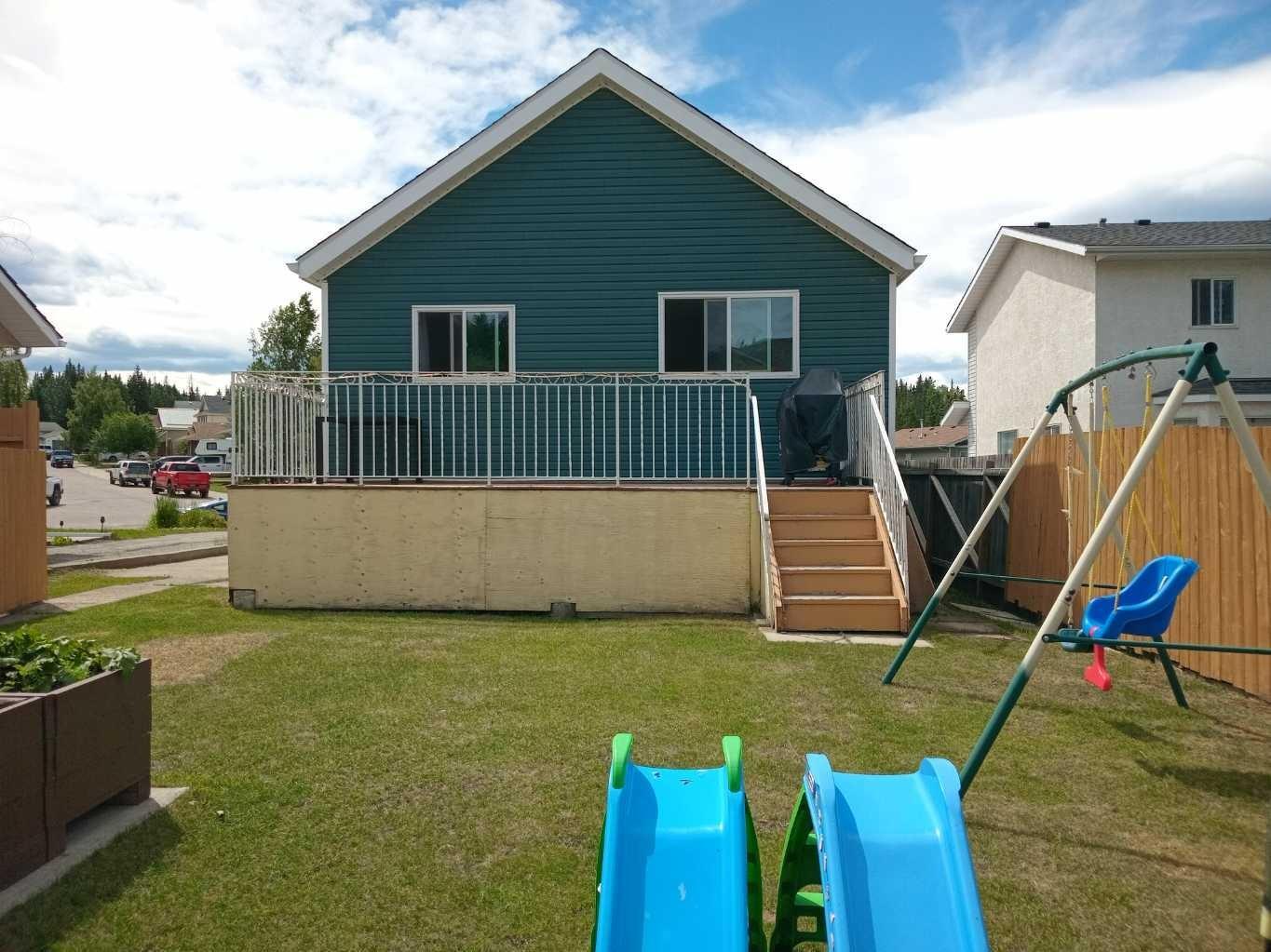 Property Photo: 111 Sitar Crescent AB T7V 1S6