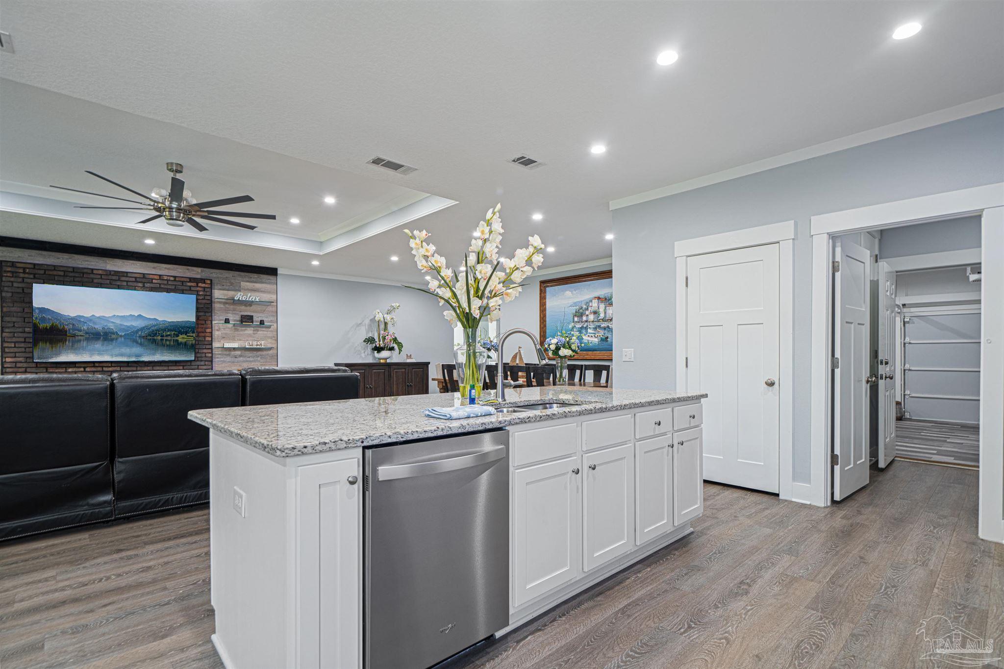 5984 Forest Bay Ave  Gulf Breeze FL 32563 photo
