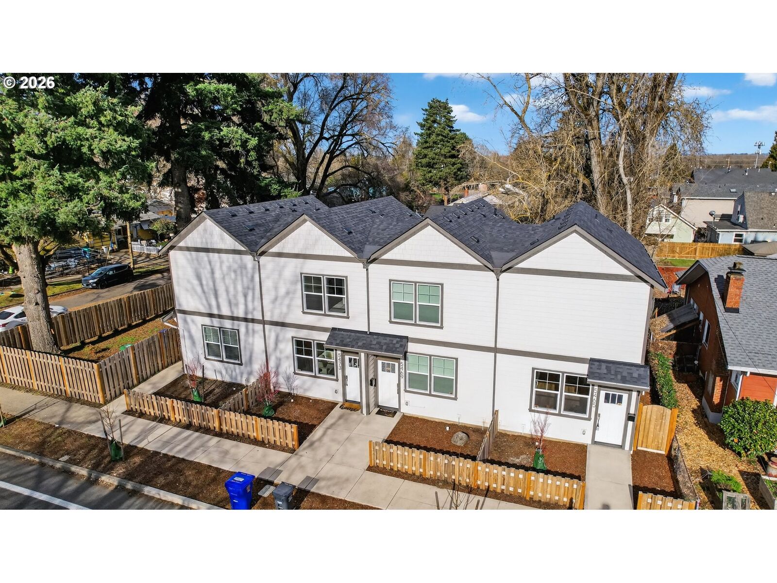 Property Photo:  5465 N Fessenden St  OR 97203 