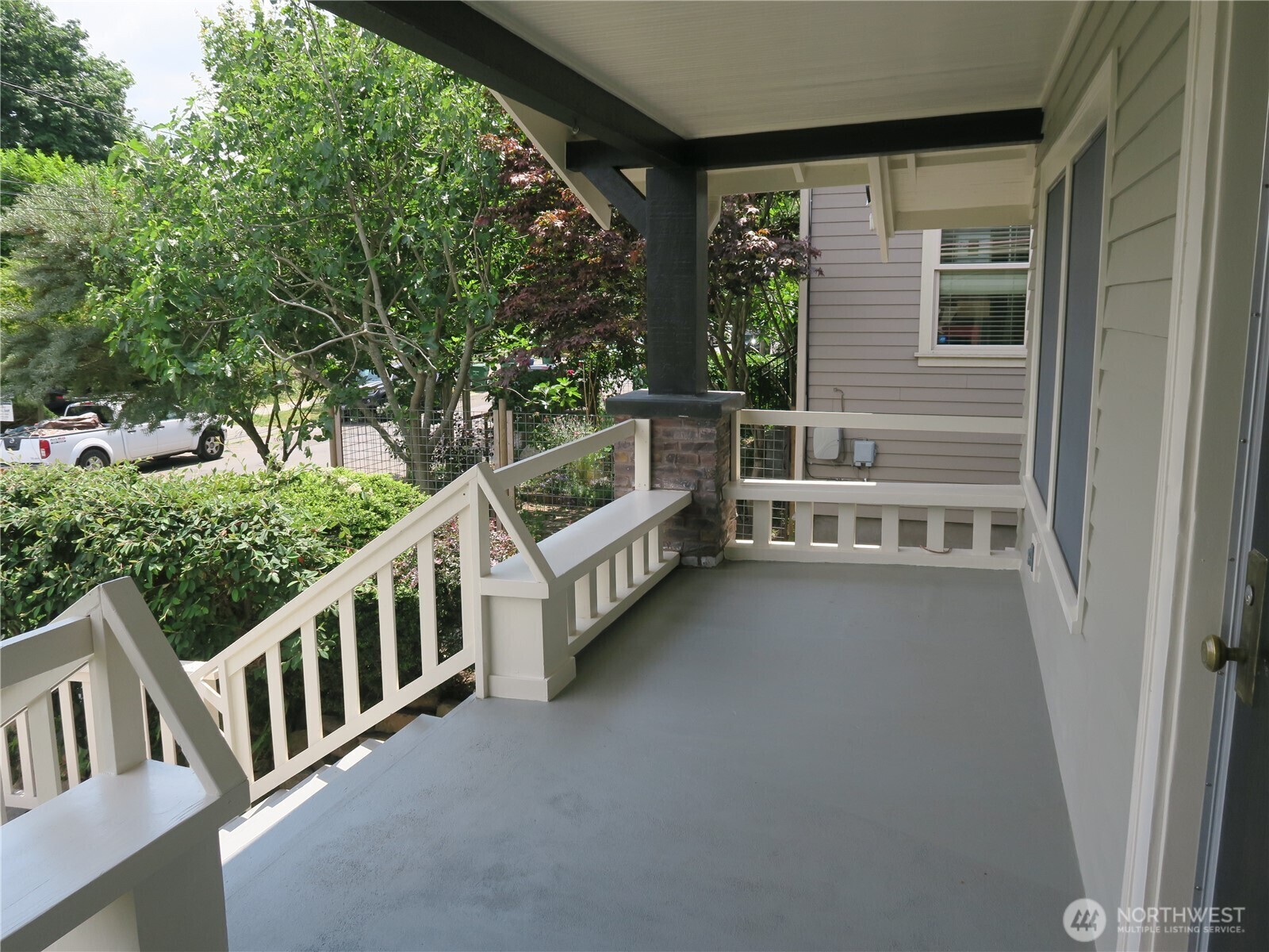 Property Photo: 529 27th Avenue WA 98122