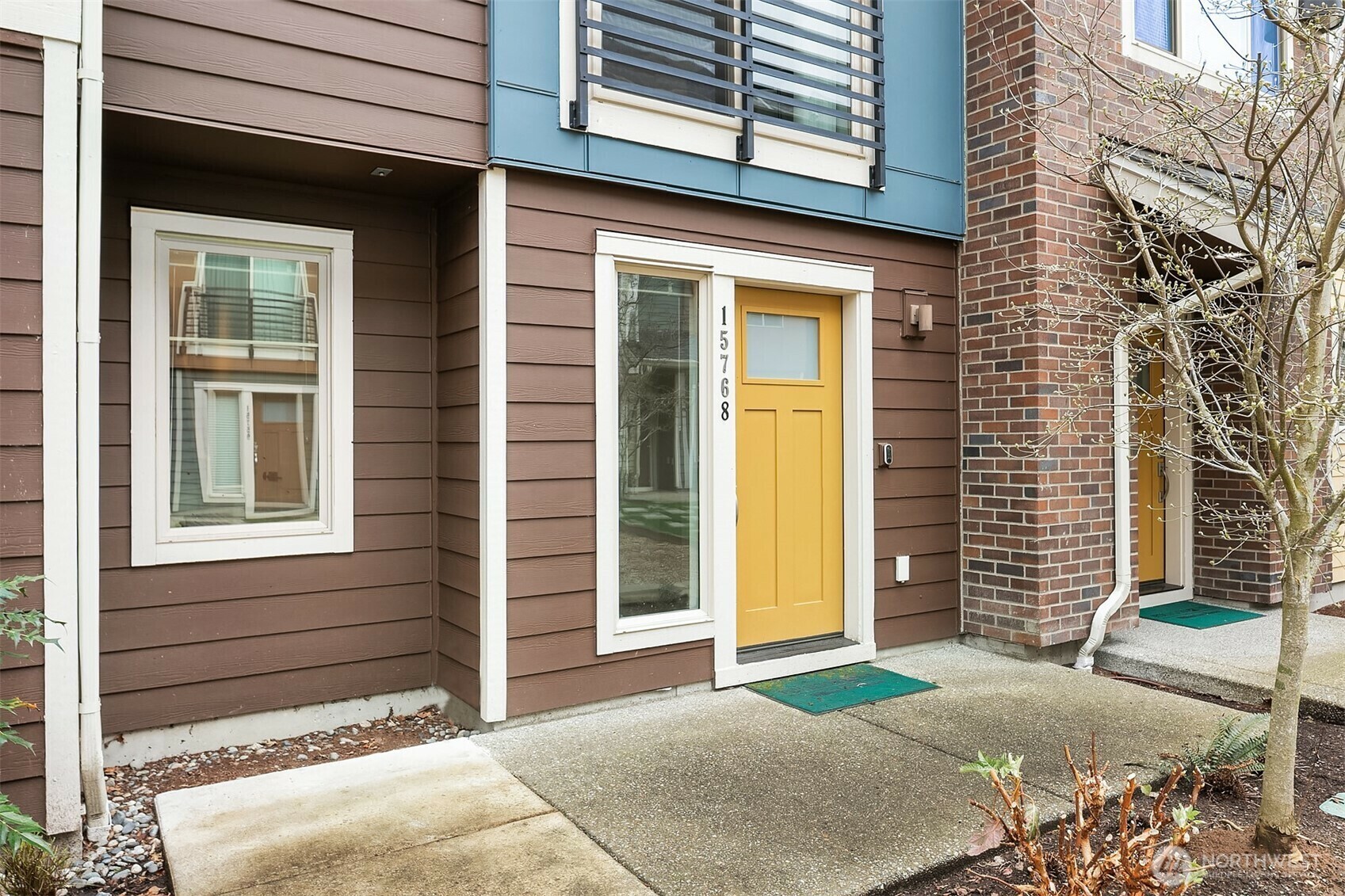 Property Photo: 15768 NE 14th Ter WA 98008