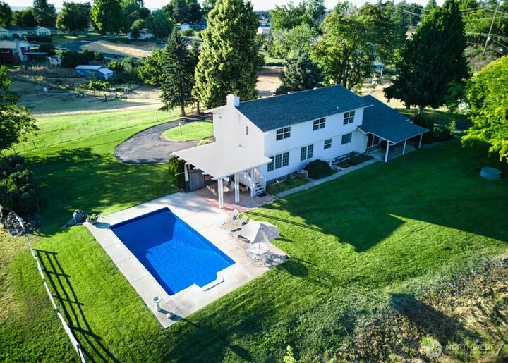 Property Photo: 1078 Clarence Avenue WA 99324