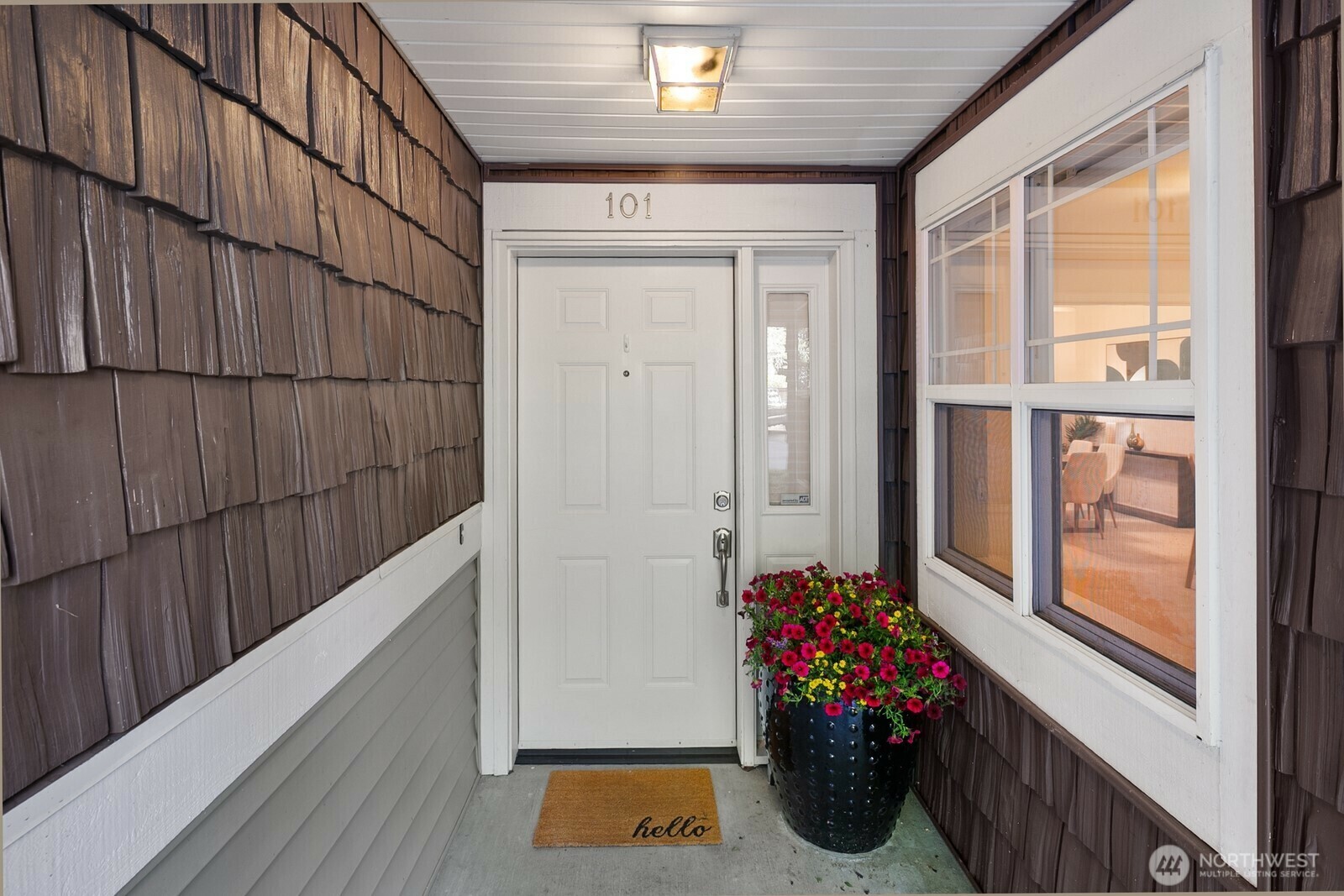 Property Photo: 412 228th Street SW F101 WA 98021