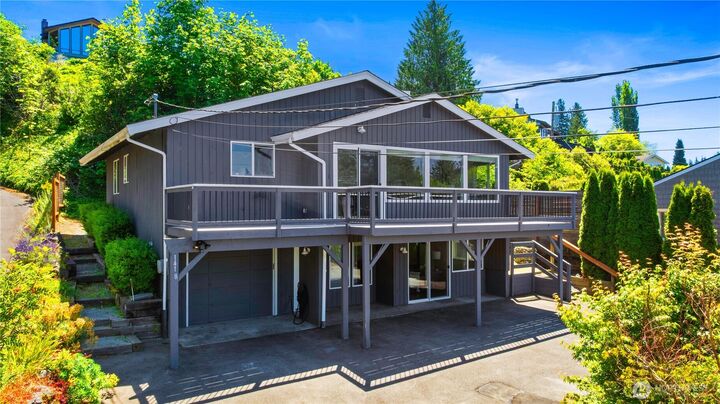 Property Photo: 1418 W Mukilteo Boulevard WA 98203