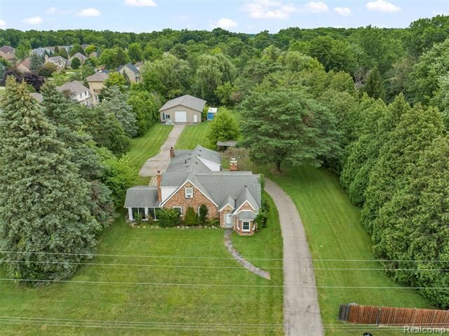 Property Photo:  42192 Dequindre Road  MI 48314 