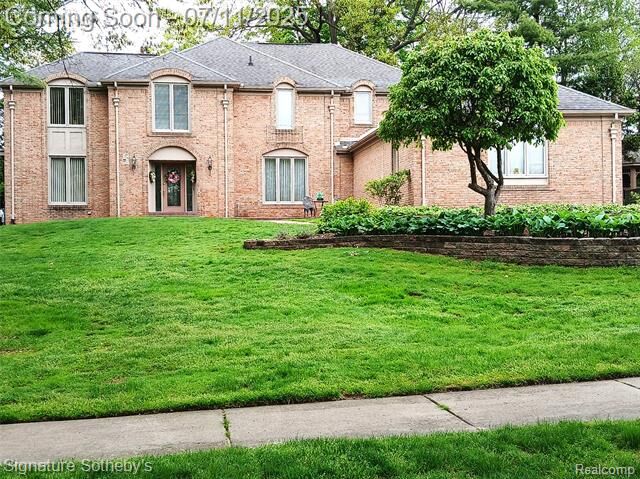 Property Photo: 6383 Catalpa Court MI 48098