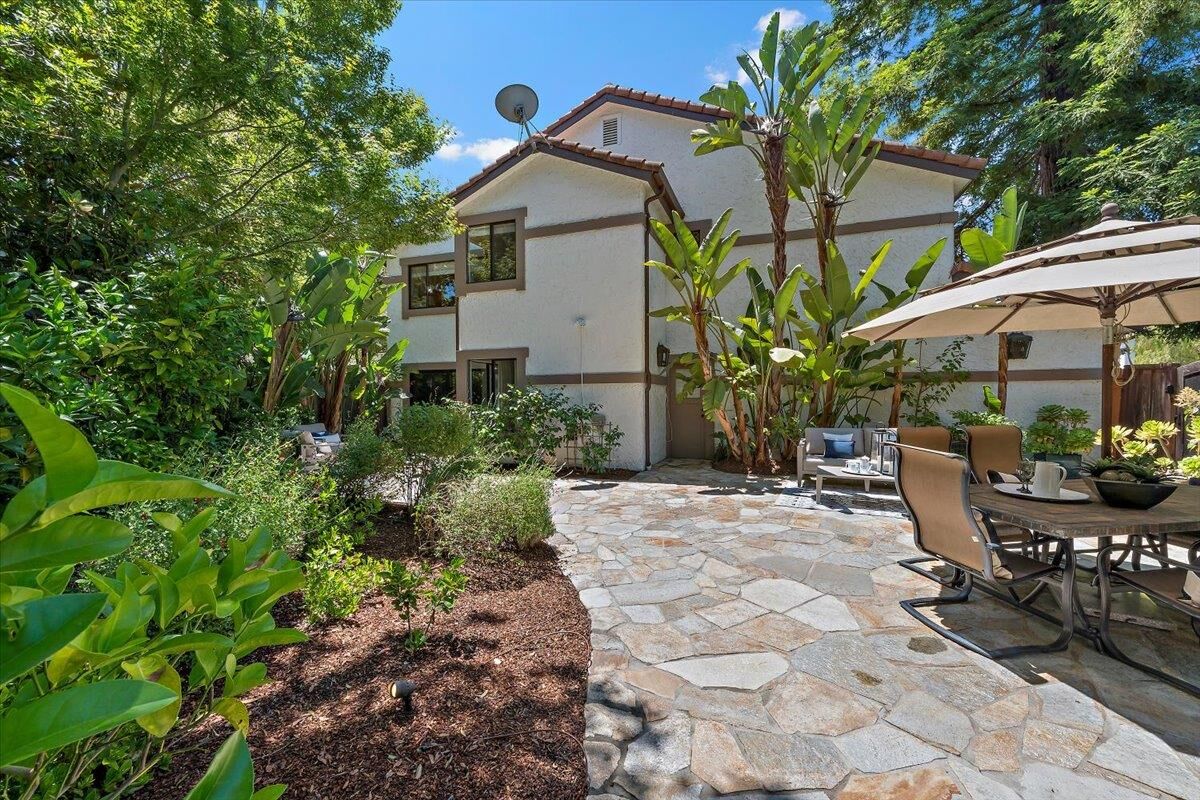 Property Photo:  116 Calle Nivel  CA 95032 