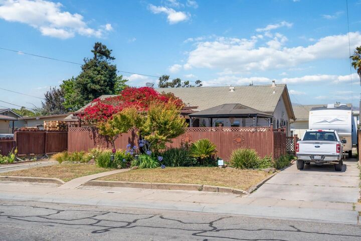 Property Photo: 1413 Wiren Street CA 93905