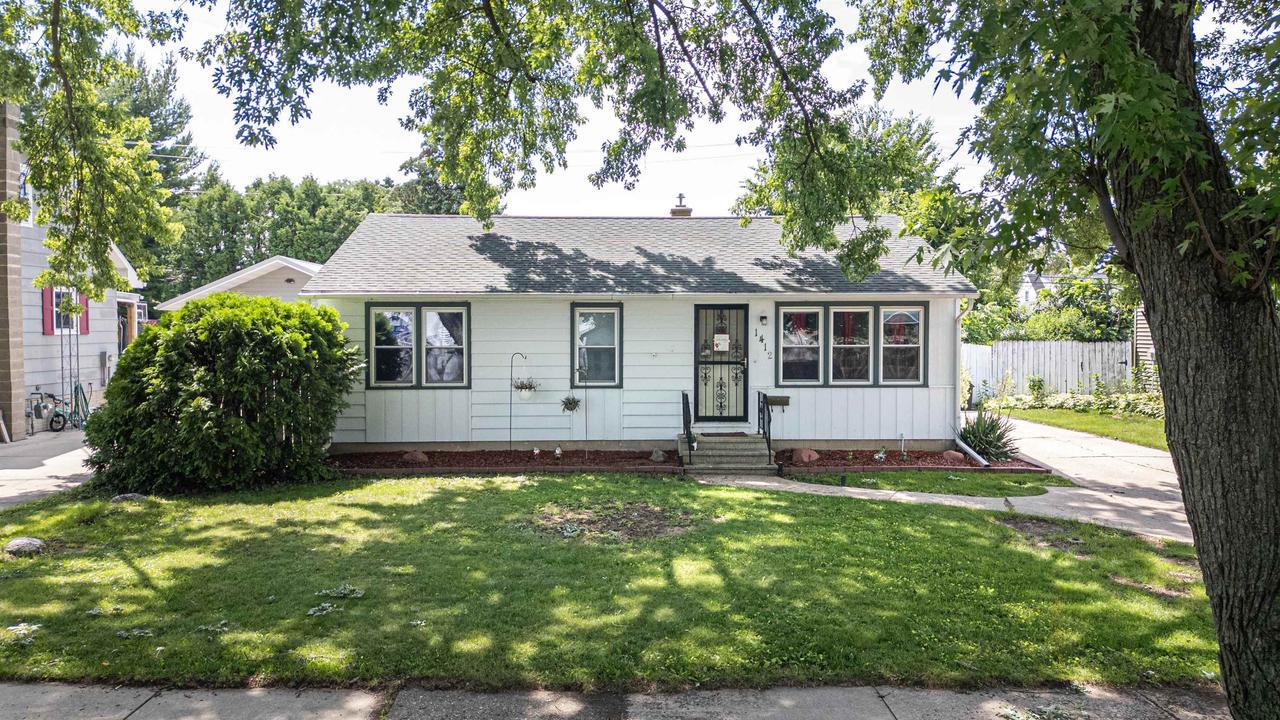 Property Photo: 1412 Craig Avenue WI 53546