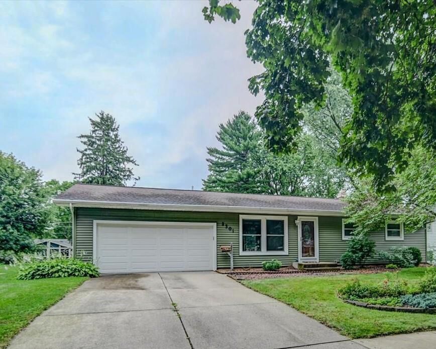 Property Photo: 2301 Teal Drive WI 53711