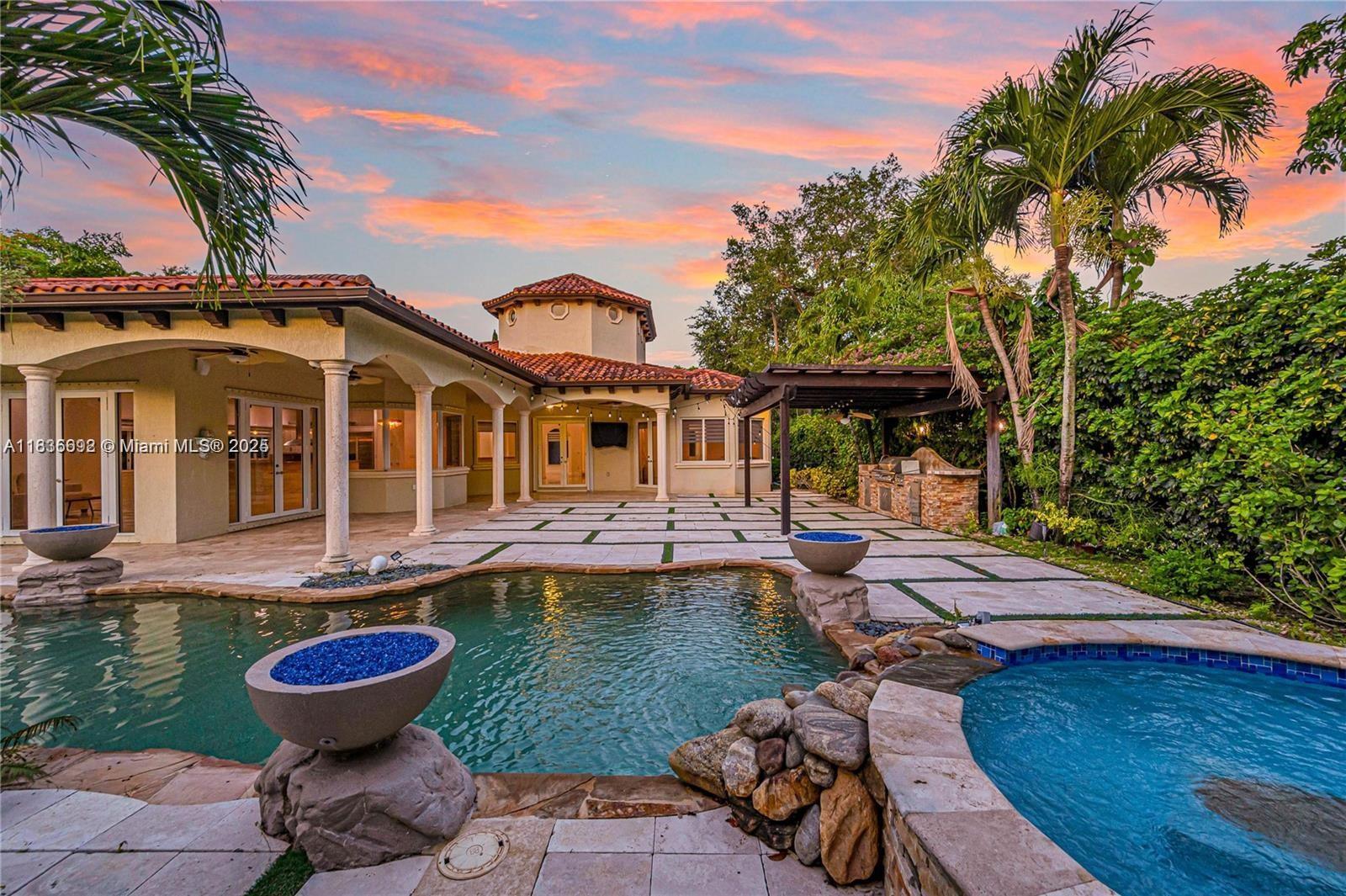 13400 SW 83rd Ave  Pinecrest FL 33156 photo