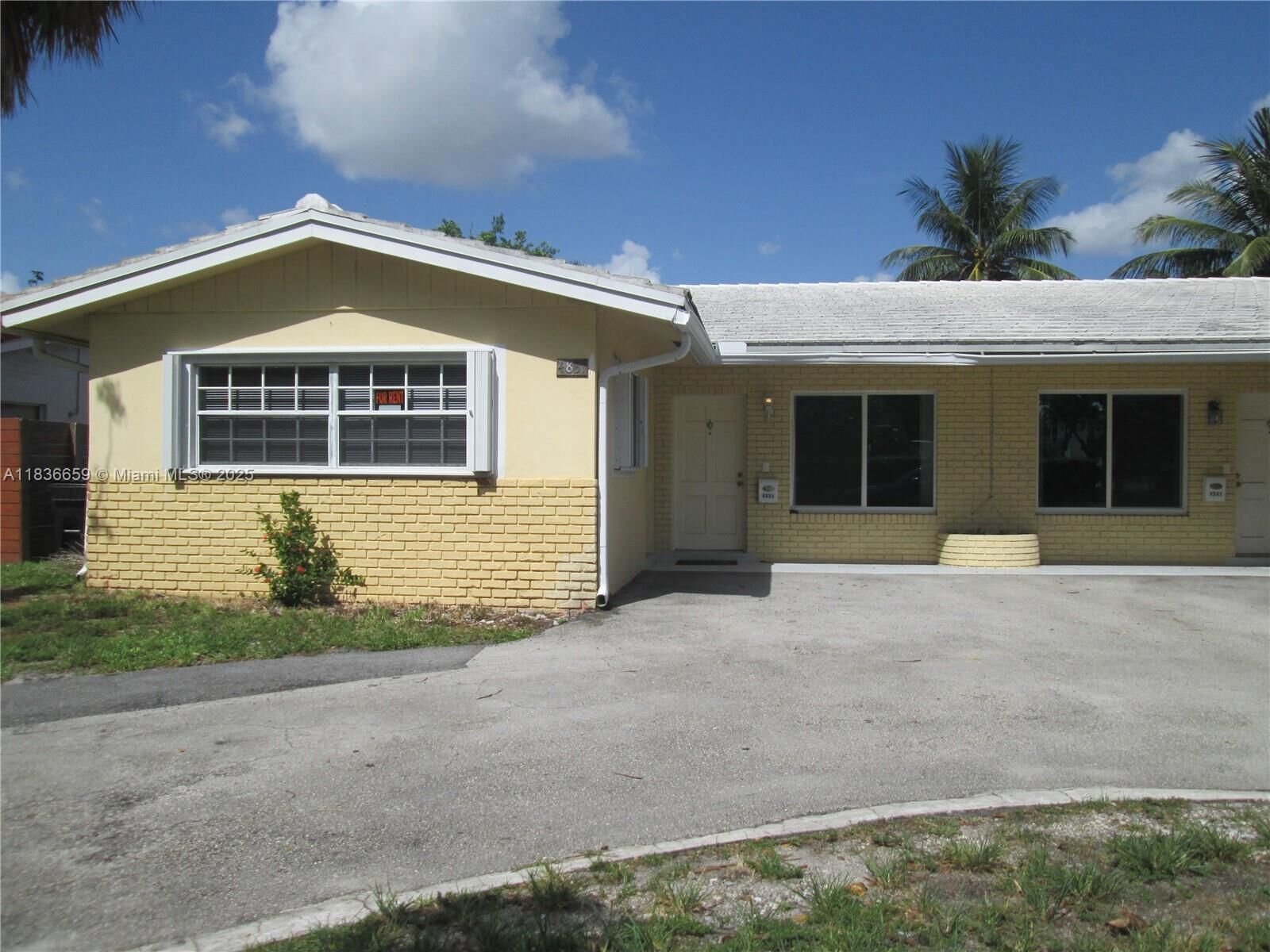 Property Photo: 4831 Bayview Dr 1-2 FL 33308
