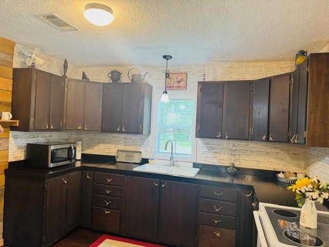 Property Photo:  8963 Lonesome Pine Ln  TX 77625 