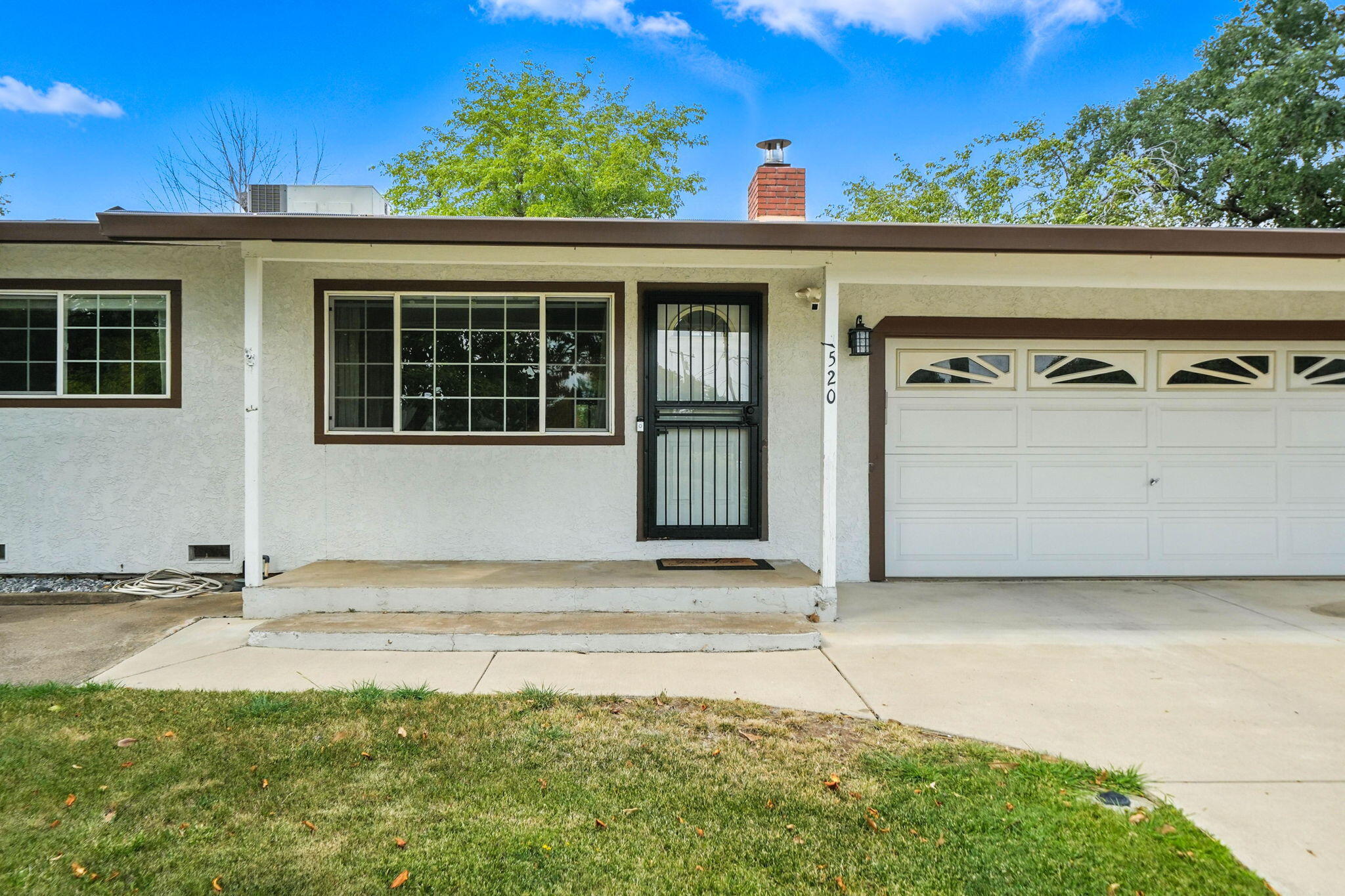 Property Photo:  1520 Minor Street  CA 96002 
