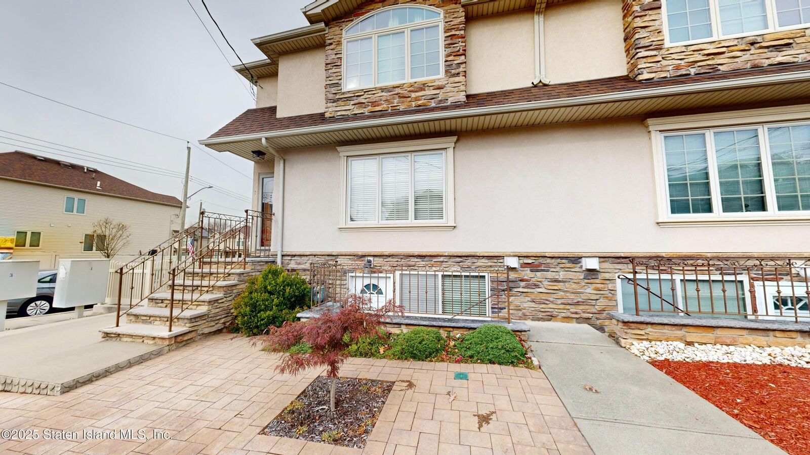Property Photo: 97 Crabtree Avenue NY 10309