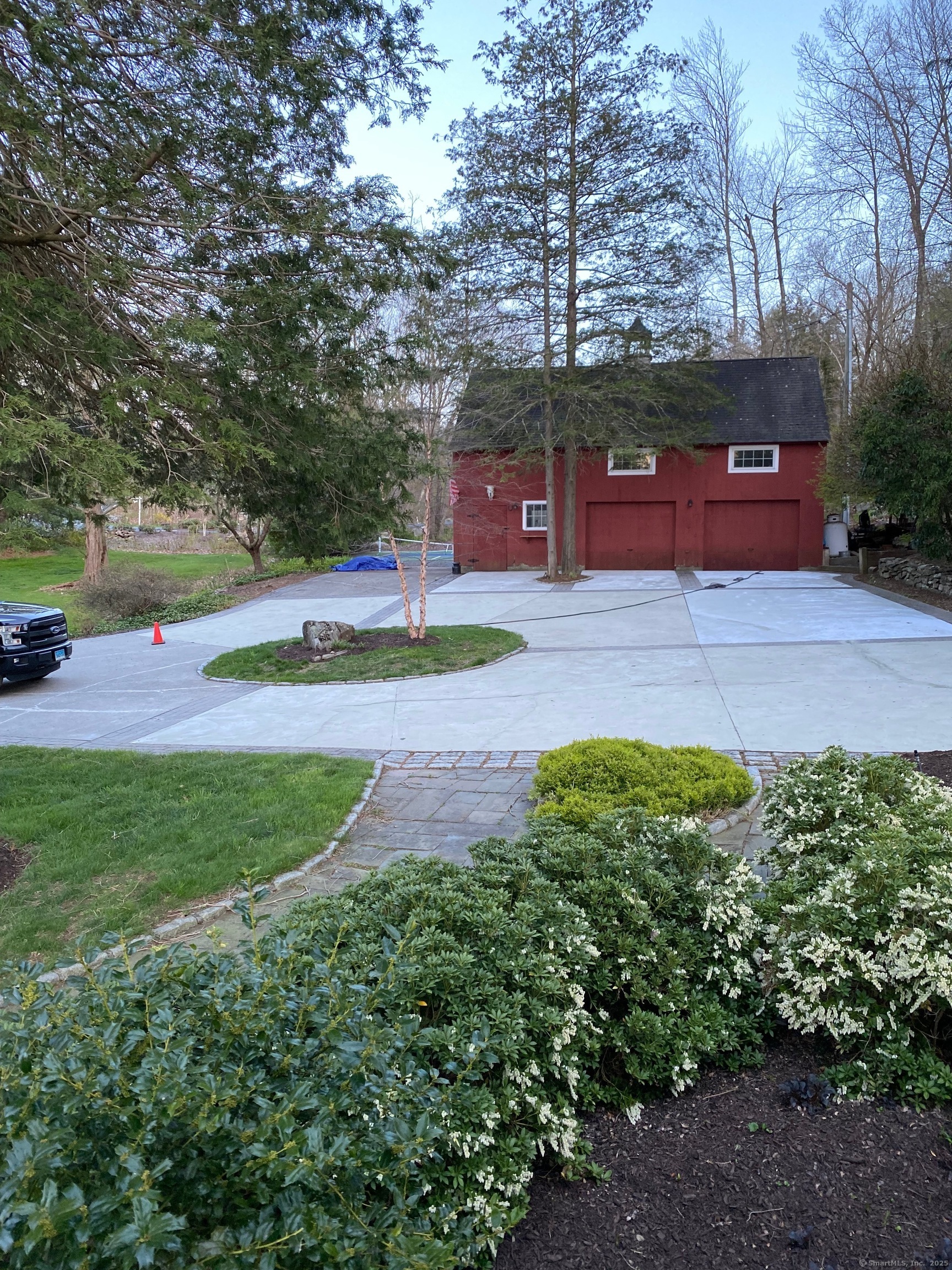 Property Photo:  19 Parmalee Hill Road  CT 06470 