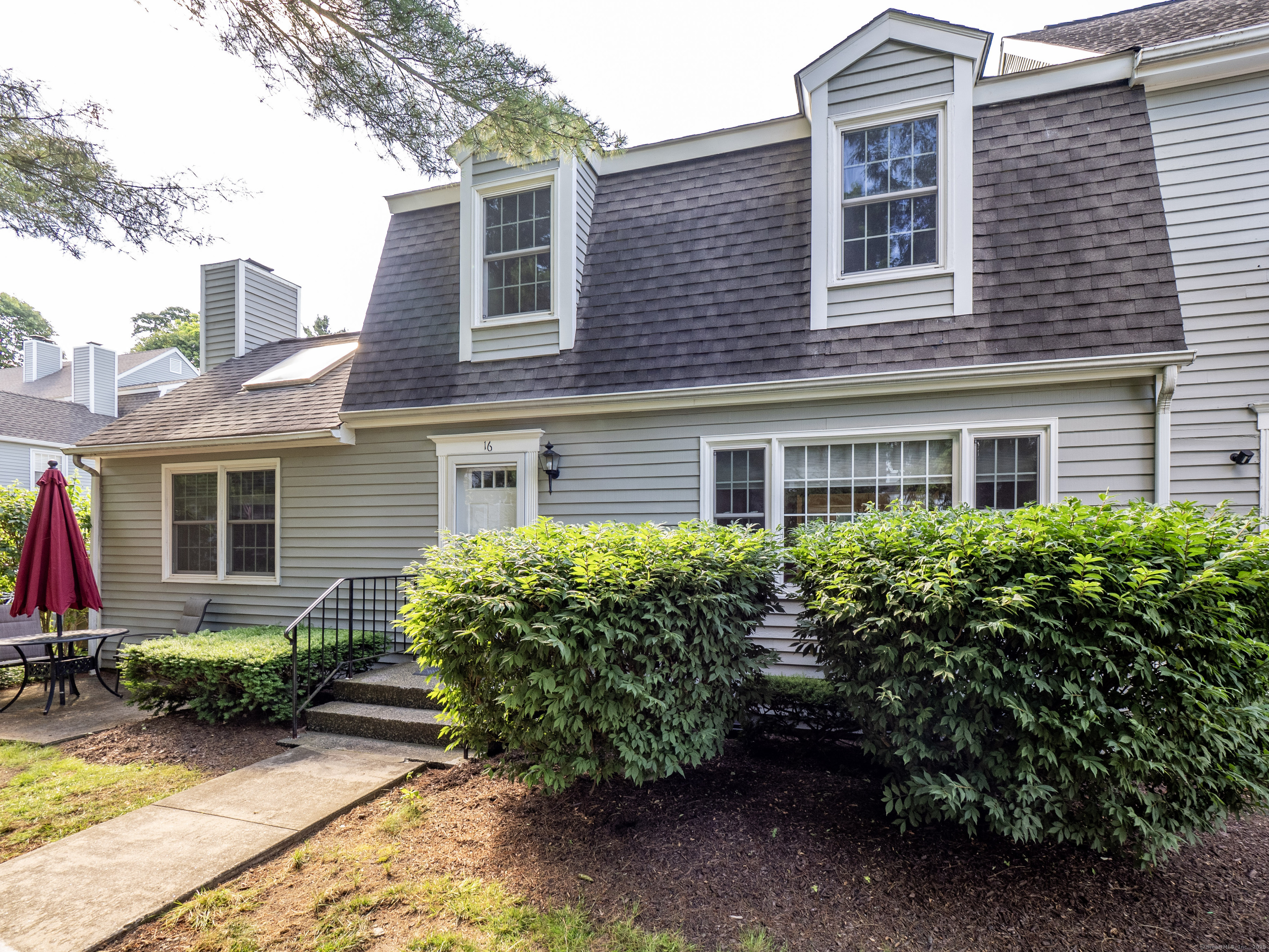 Property Photo: 19 Prospect Ridge Apt 16 CT 06877