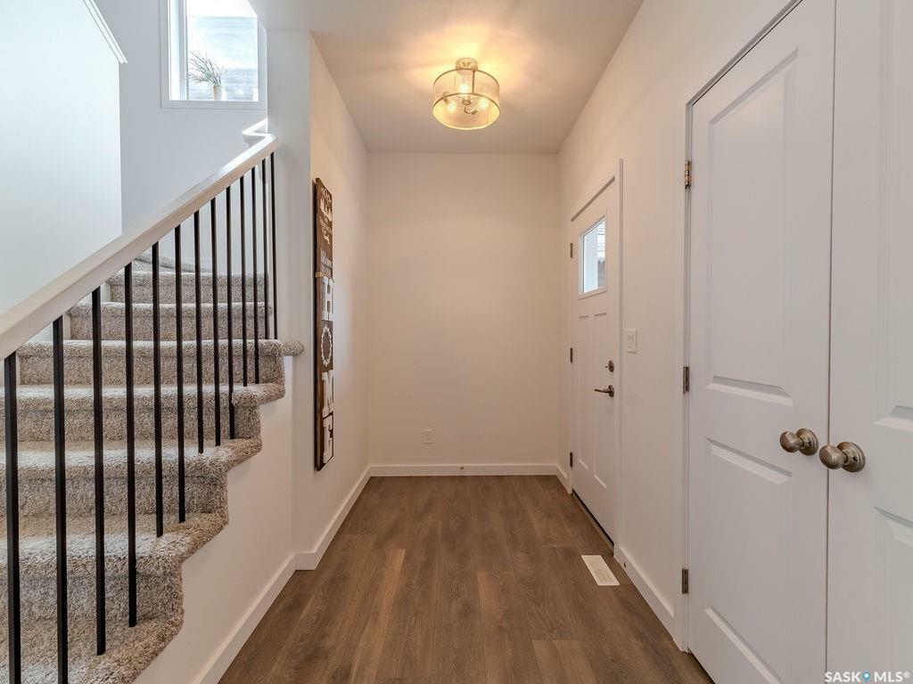 Property Photo: 598 McFaull Crescent SK S7V 0T3