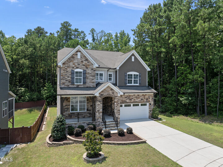 Property Photo: 1705 Pointe Crossing NC 27523