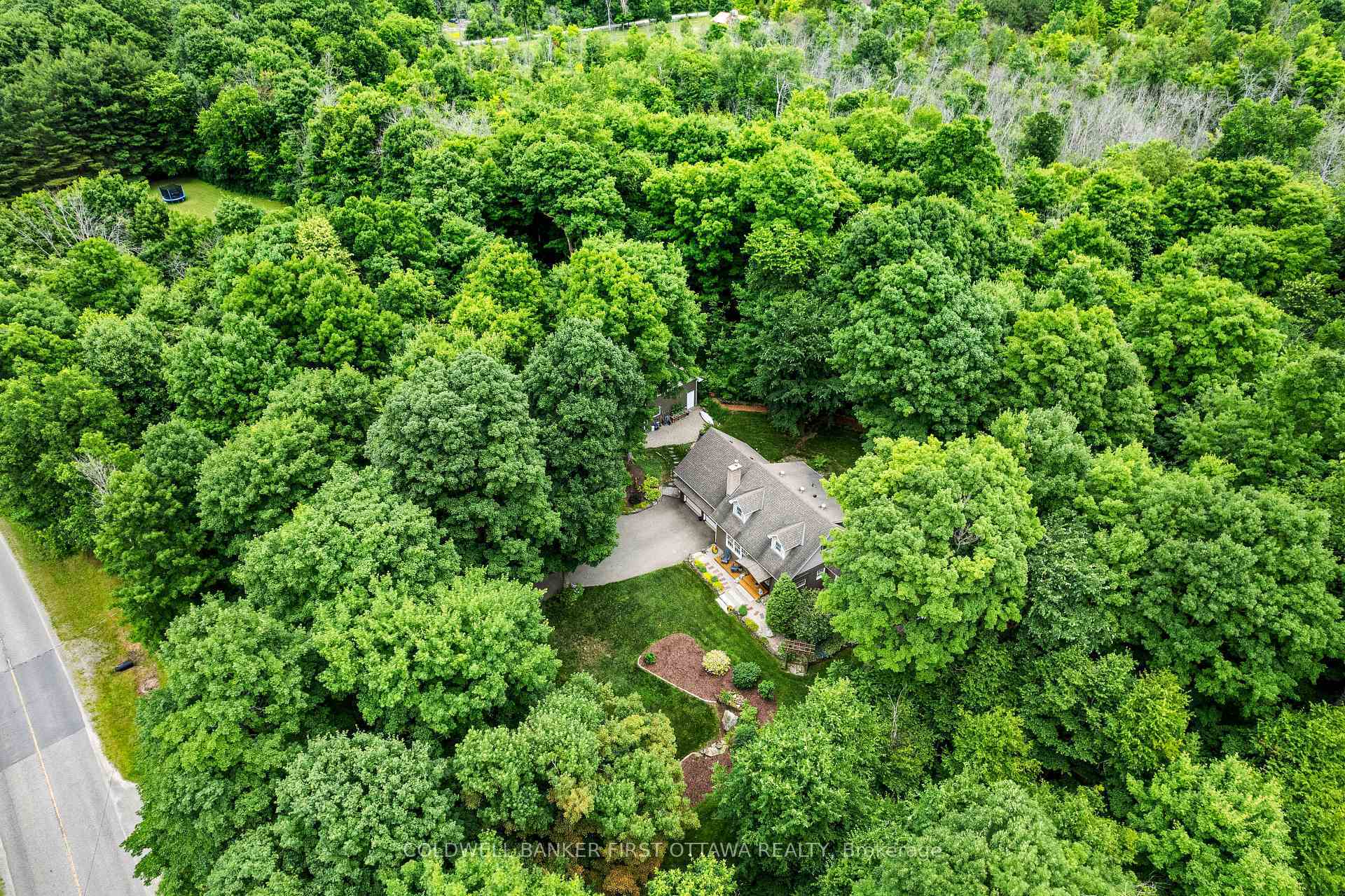 Property Photo: 99 Old Kingston Road ON K0G 1L0