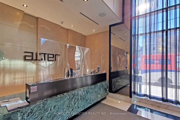 Property Photo:  89 McGill Street 1507  ON M5B 0B1 