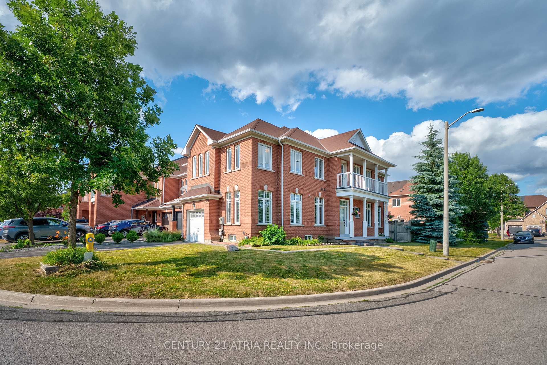 Property Photo: 66 Daniel Reaman Crescent ON L4J 8V1