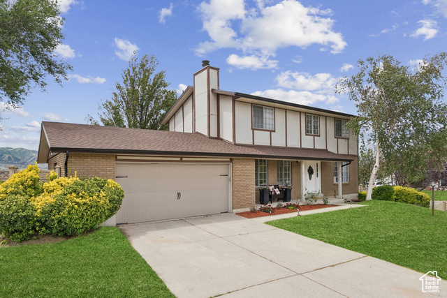 Property Photo: 1074 E Spring Ridge Dr UT 84094