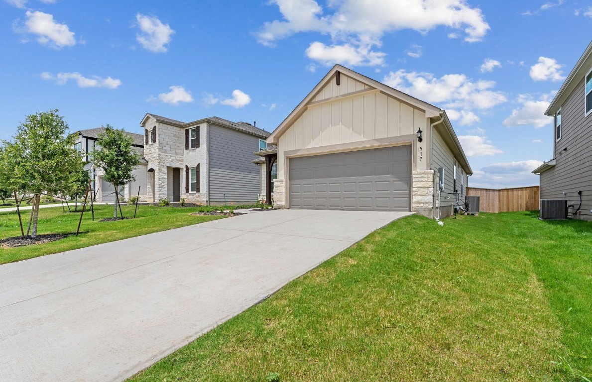 Property Photo: 517 Madelines Meadow Lane TX 78626