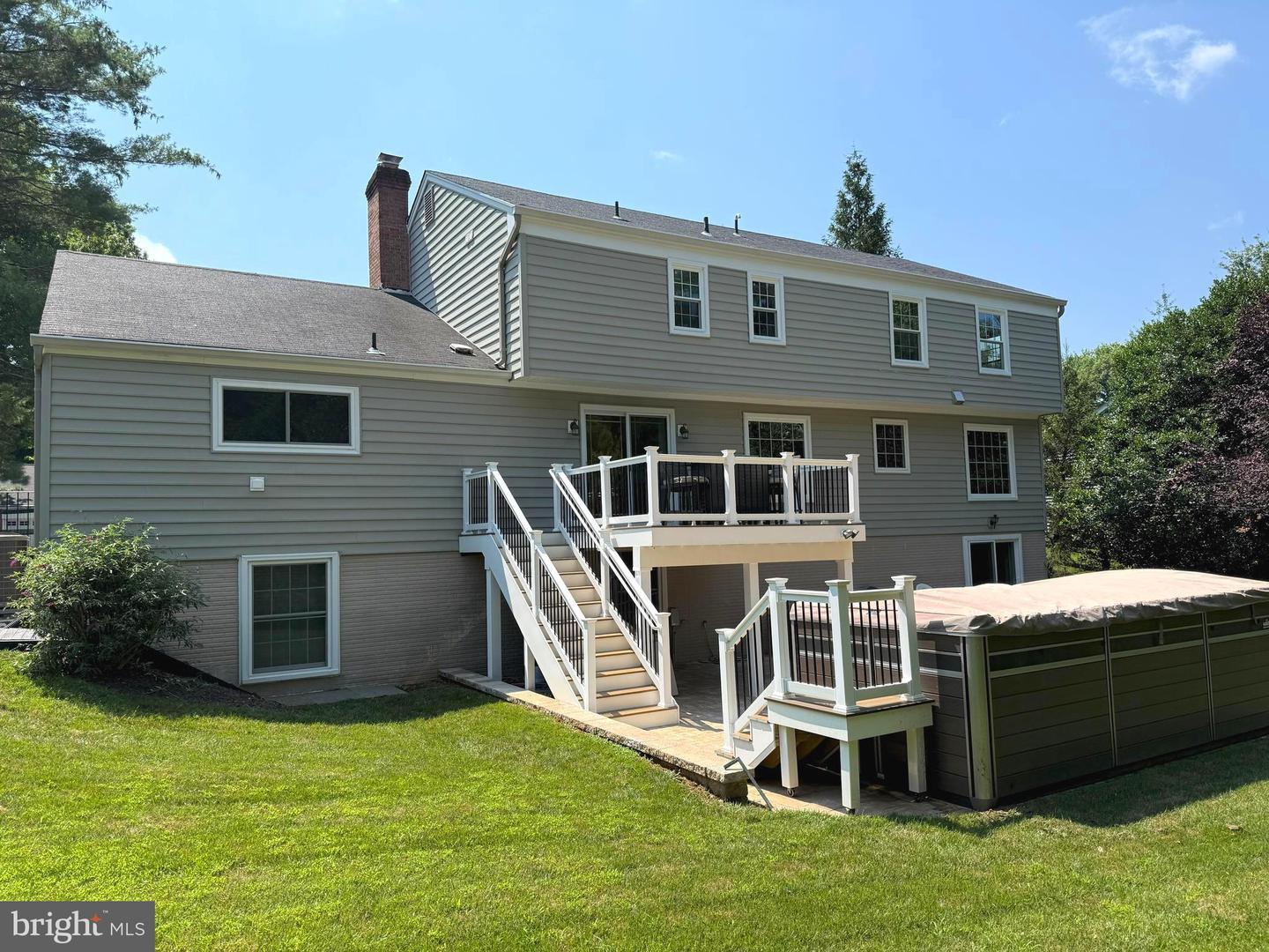 Property Photo:  9105 Paddock Lane  MD 20854 