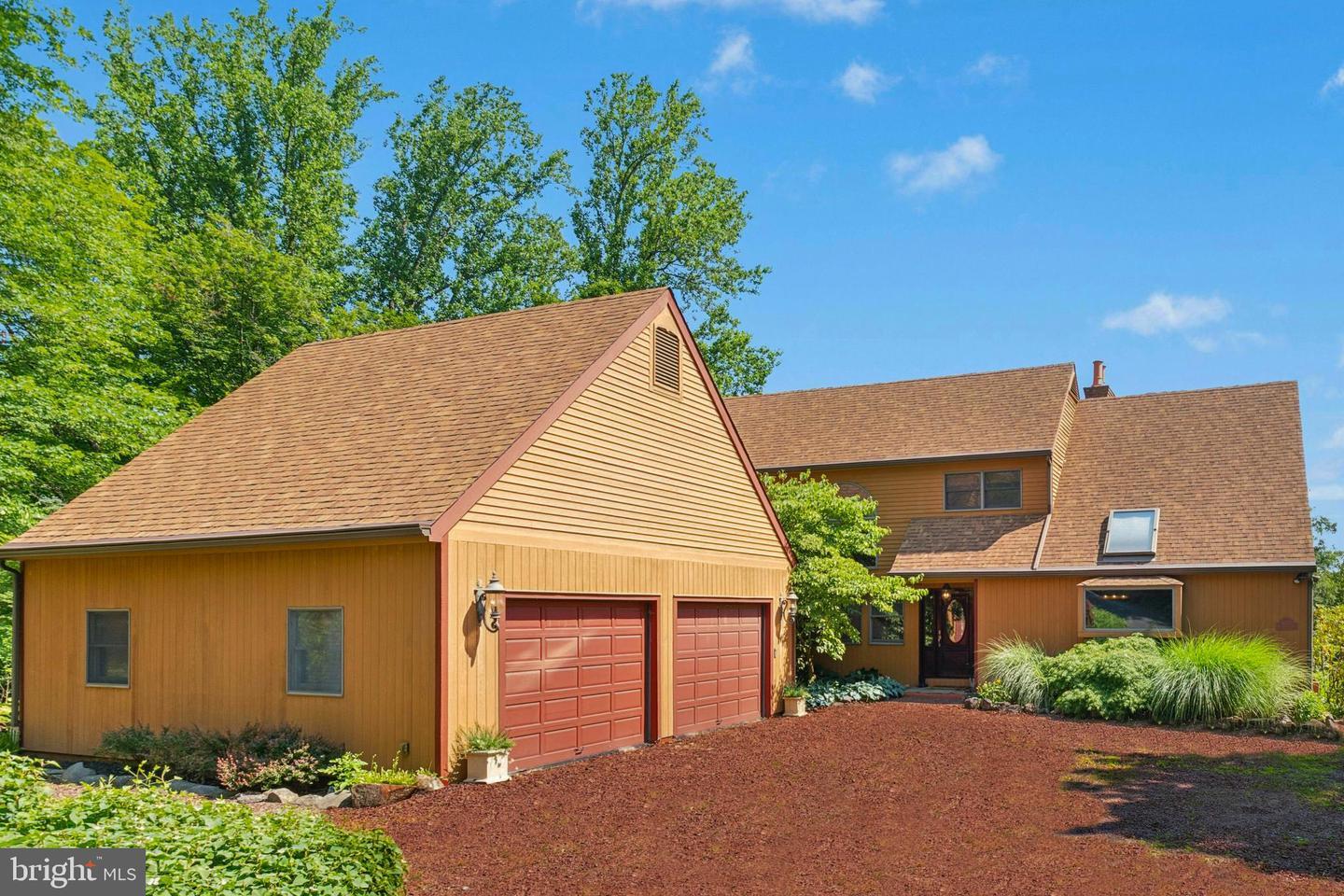 Property Photo: 1565 Mine Spring Road PA 18972