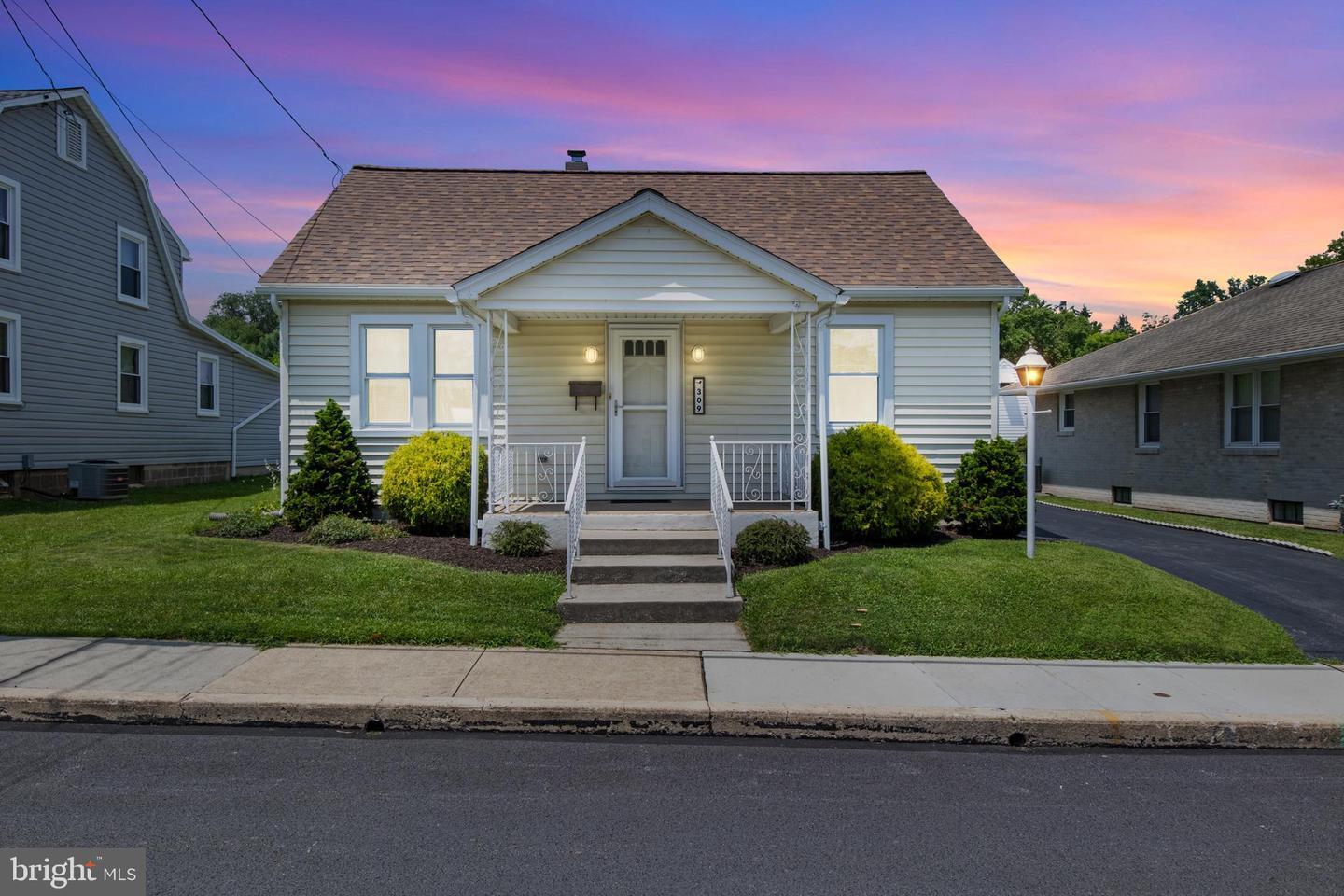 Property Photo:  309 Cooper Street  PA 17345 