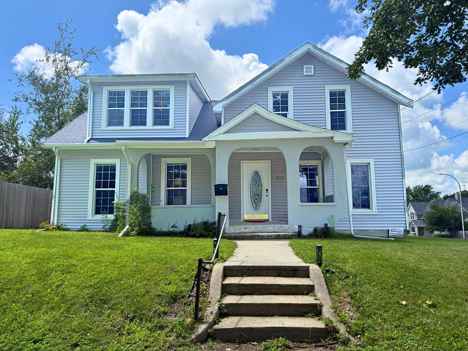 Property Photo:  327 Boone Street  IA 50036 