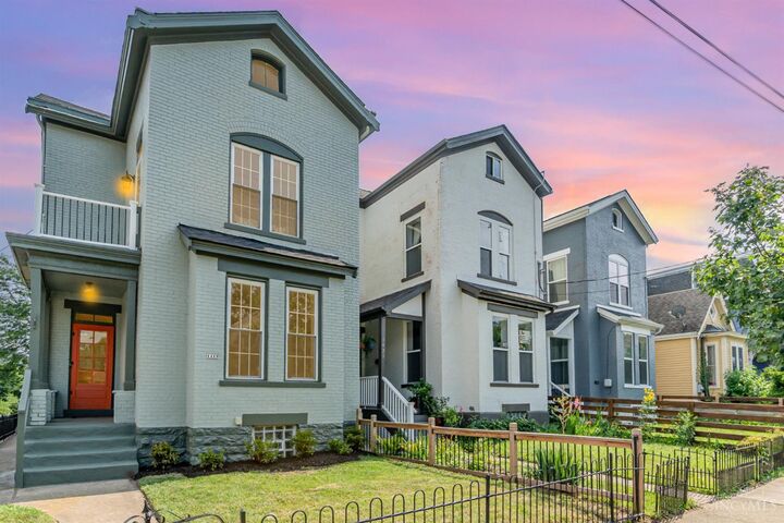 1419 Chase Avenue  Cincinnati OH 45223 photo