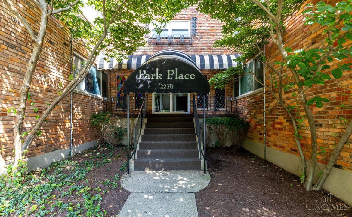 Property Photo: 2270 Madison Road OH 45208