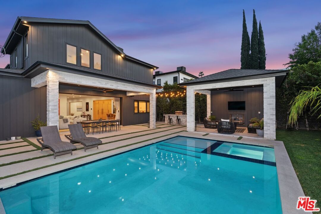 4937 Rubio Ave  Encino CA 91436 photo