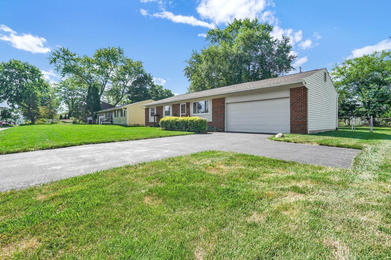 Property Photo:  761 County Line Road  OH 43081 