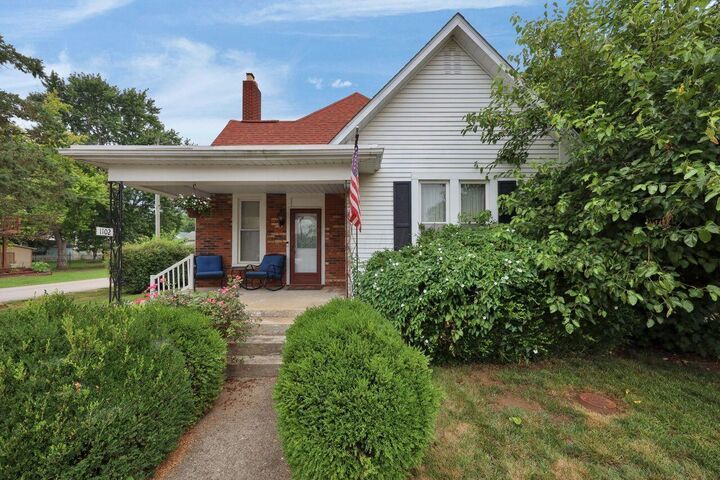 1102 Columbus Street  Harrisburg OH 43126 photo