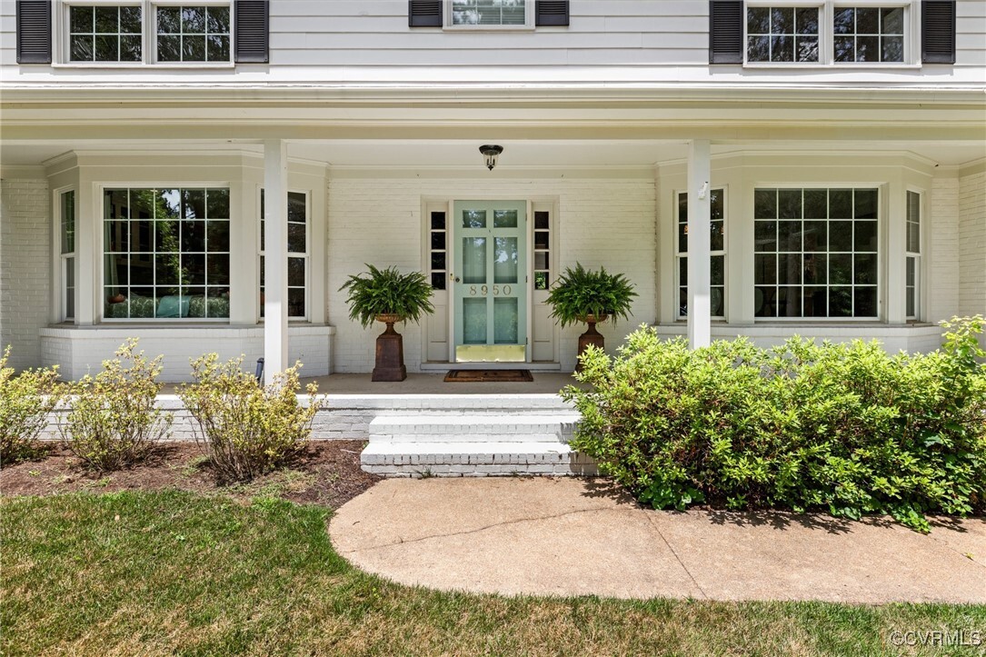Property Photo: 8950 Bellefonte Road VA 23229
