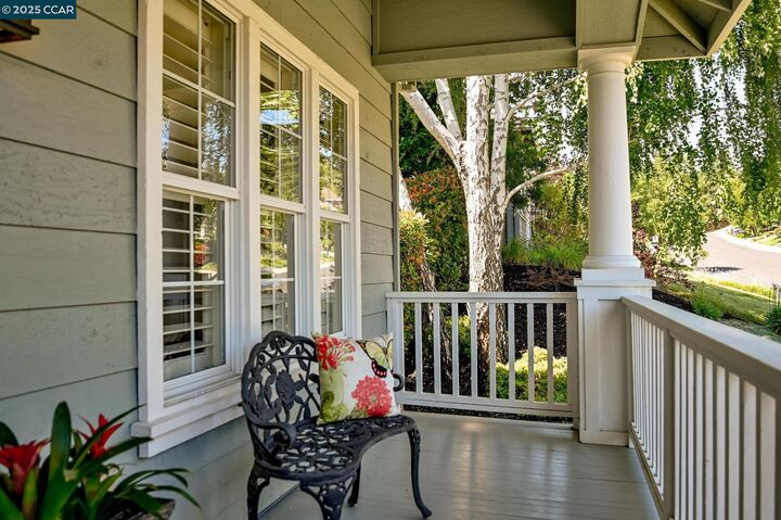 Property Photo:  106 Leafield Rd  CA 94506 